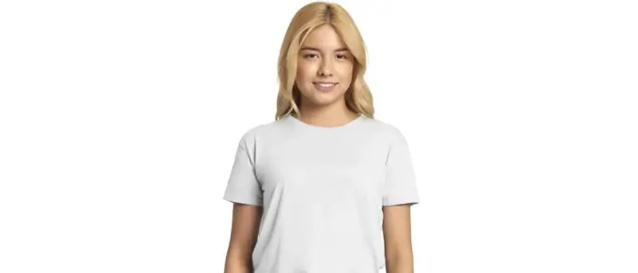 women wearing cali crop short sleeve t-shirt