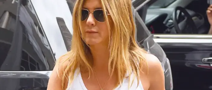 jenmifer aniston wearing white basic tank top with black sunglass