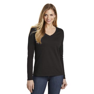 District DT6201 District  &#174;  Women's Very Important Tee  &#174;  Long Sleeve V-Neck. DT6201 - Black