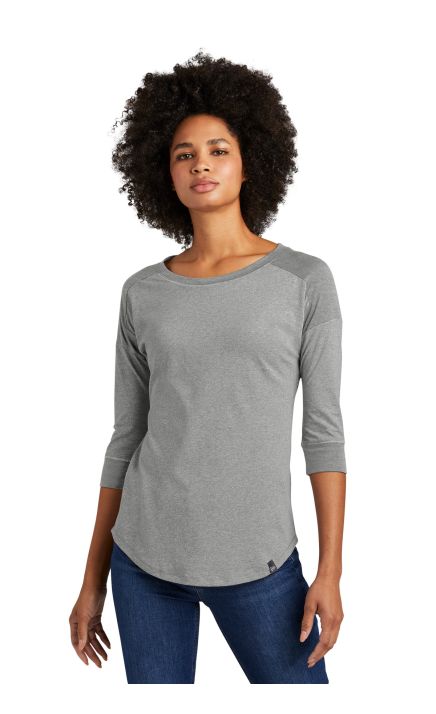 New Era Women's Heritage Blend 3/4-Sleeve Baseball Raglan Tee. LNEA104